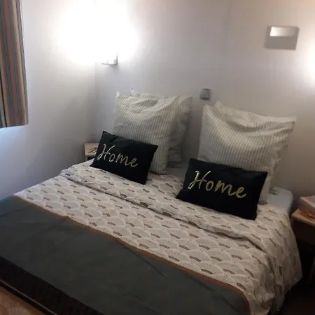Mobile Home Sur Camping 3* Louer Par Un Particulier, Proche De Europa Park Camping