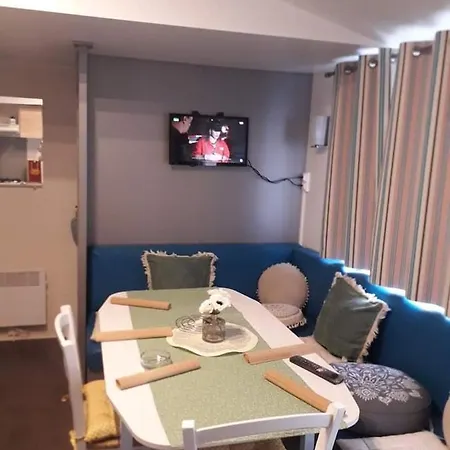 Mobile Home Sur Camping 3* Louer Par Un Particulier, Proche De Europa Park Camping *